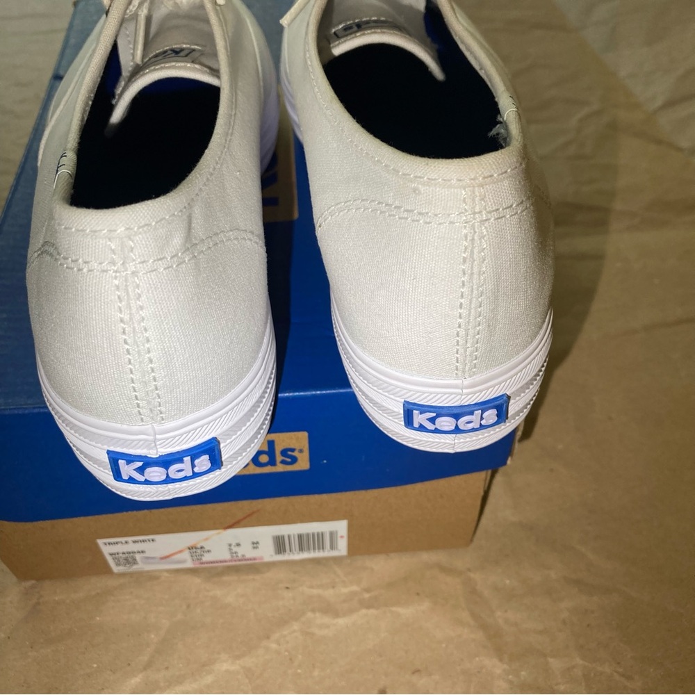 Keds - Picture 9 of 11